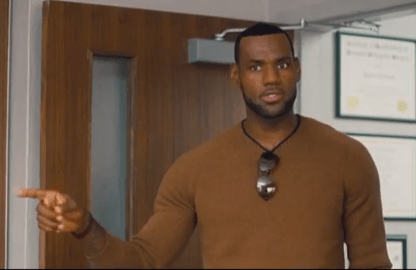 trainwreck-amy-schumer-romantic-comedy-2015-judd-apatow-lebron-james-movie-review-bill-hader