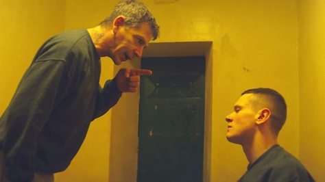 starred-up-ben-mendelsohn-jack-o'connell-movie-review-2013-drama-prison-crime-film