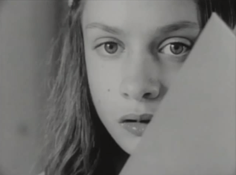 the-wild-child-genie-developmental-psychology-the-apple-1998-iranian-movie-film-psychology