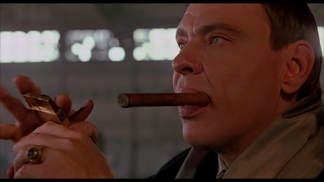 darkman-movie-review-1990-sam-raimi-liam-neeson-frances-mcdormand