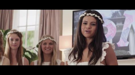 neighbors-2-sorority-rising-movie-review-selena-gomez