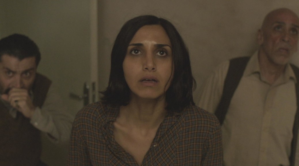 under-the-shadow-2016-movie-review-Iranian-horror-cinema-babak