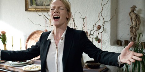 toni-erdmann-2016-movie-review-oscars-best-foreign-language-film-nominee