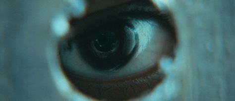 it-comes-at-night-horror-movie-review-2017