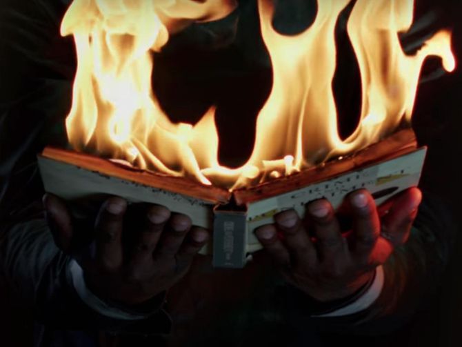 ray-bradbury-fahrenheit-451-hbo-2018-movie-review