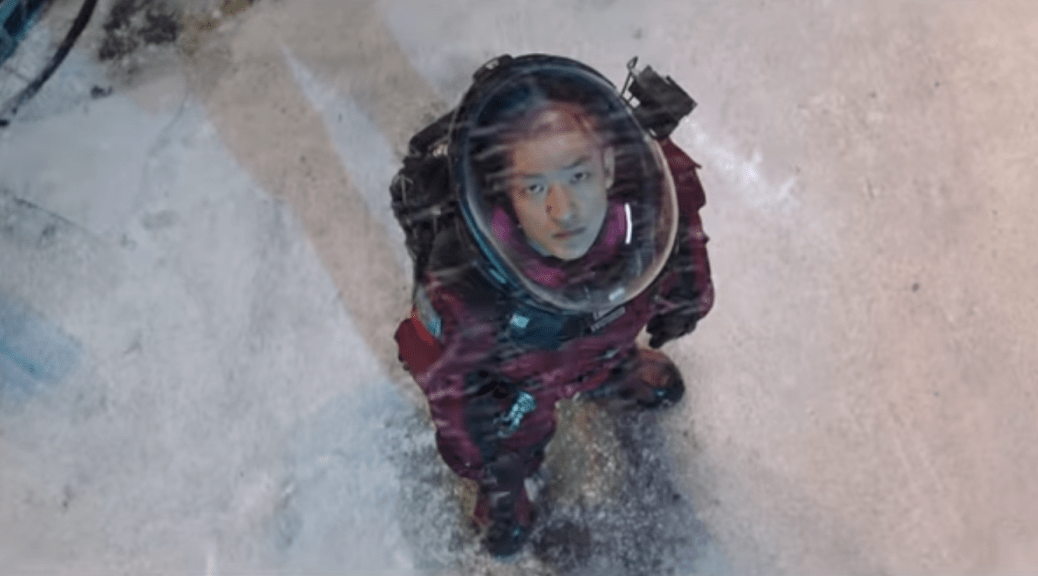 2019-chinese-blockbuster-film-the-wandering-earth-review
